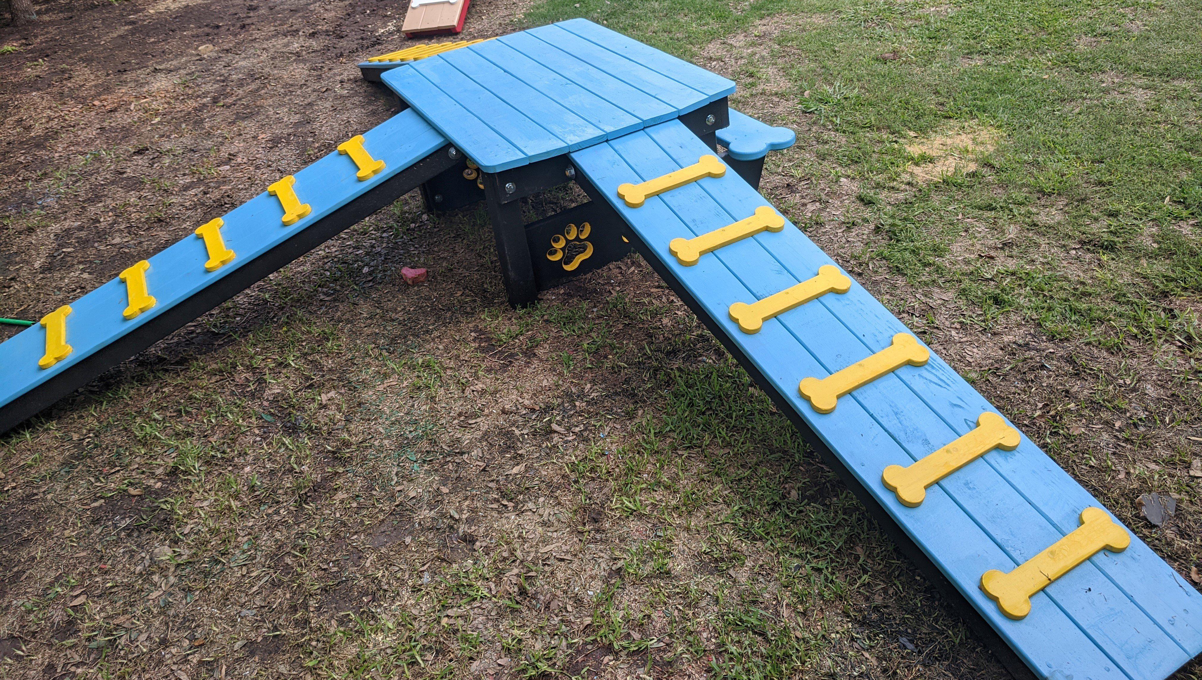 Puppy Scapes Triple Ramp Playscape