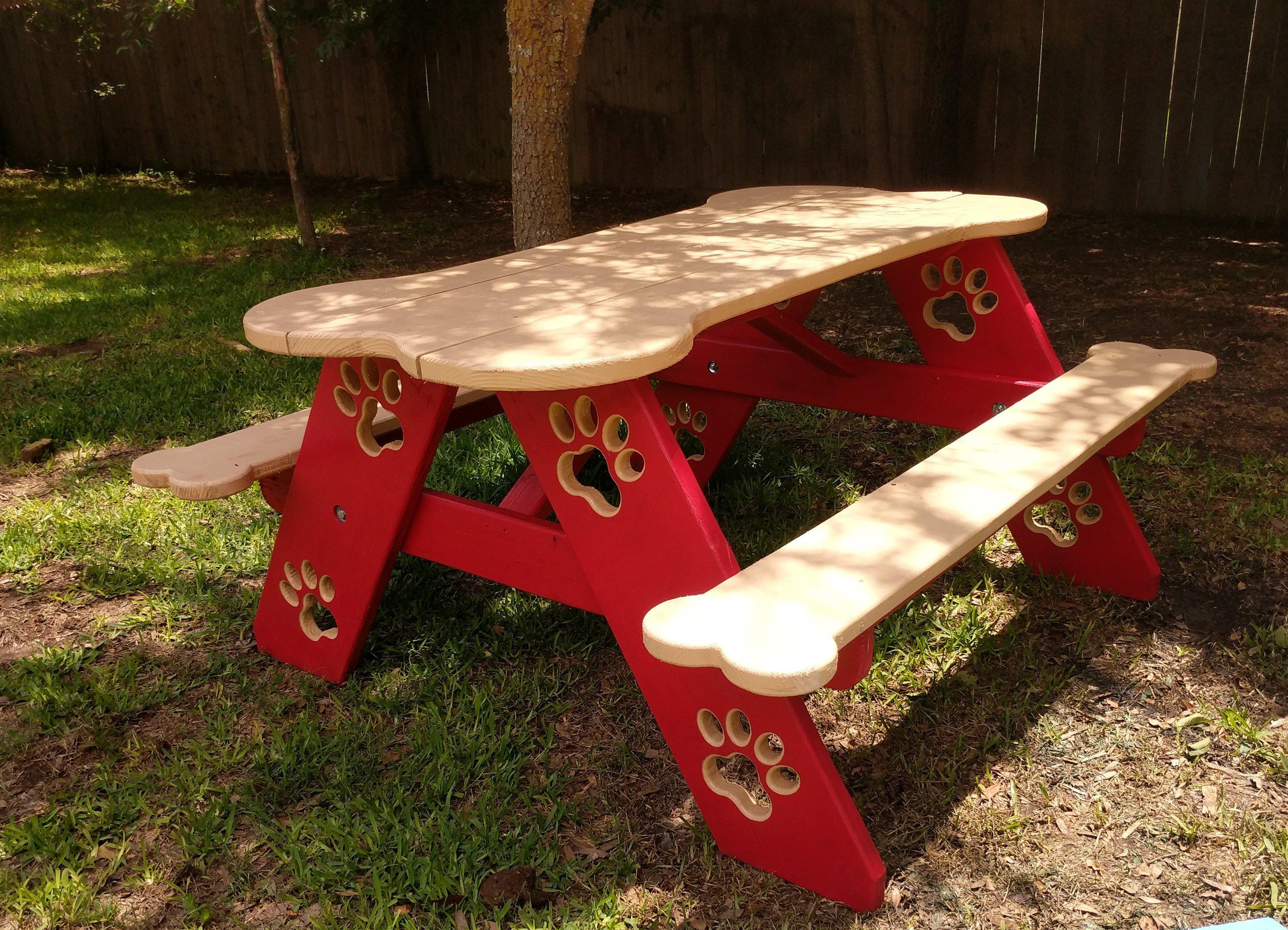 Puppy Scapes Picnic Table