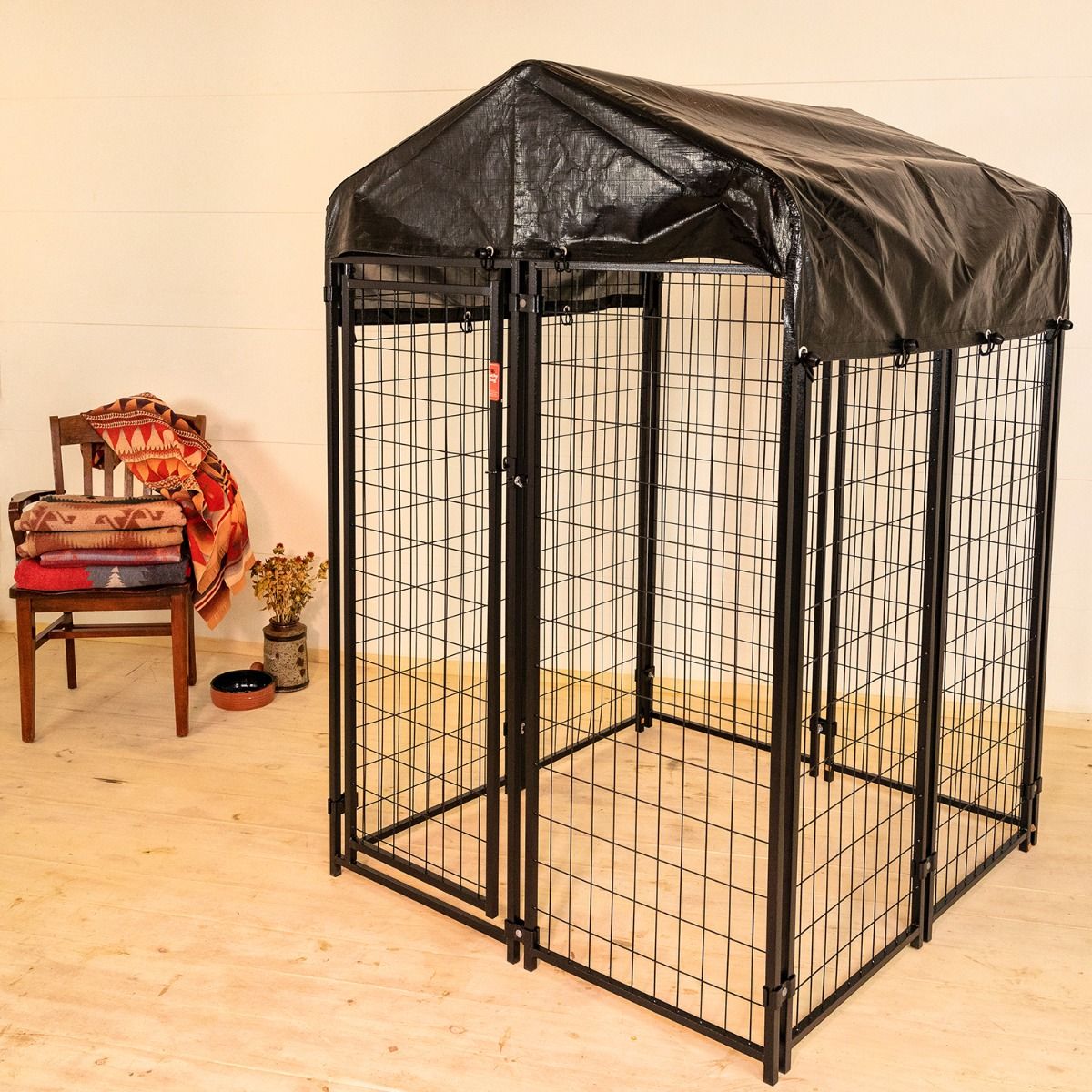 Lucky Dog 6 Hx4 Wx4 L Uptown Welded Wire Kennel