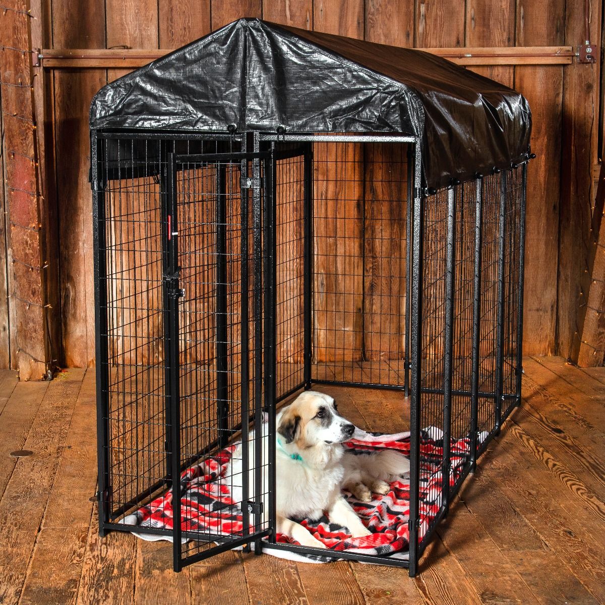 The lucky dog uptown welded fashion wire kennel